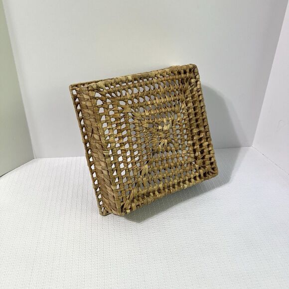 Vintage Square Woven Basket Catchall Interior Decor - Picture 10 of 13